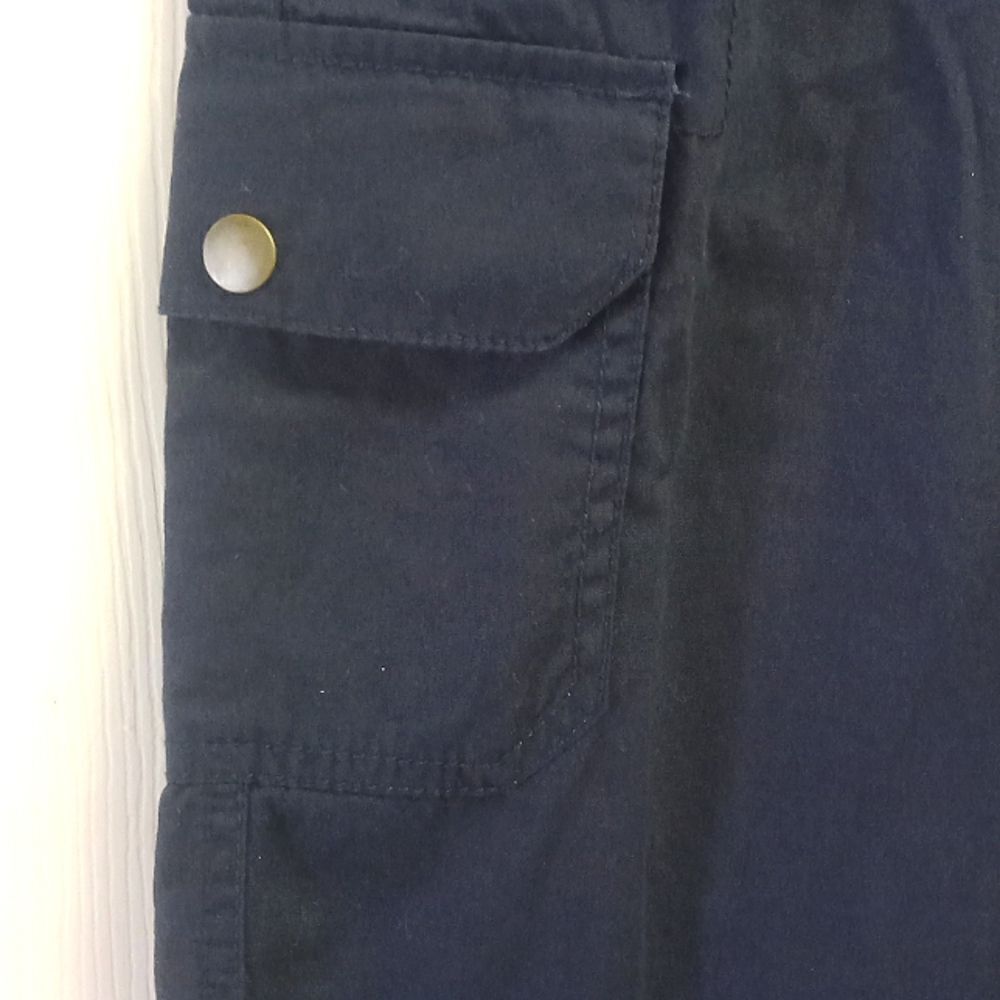 Basic editions womens cargo capri Navy blue size S - Picture 4 of 7